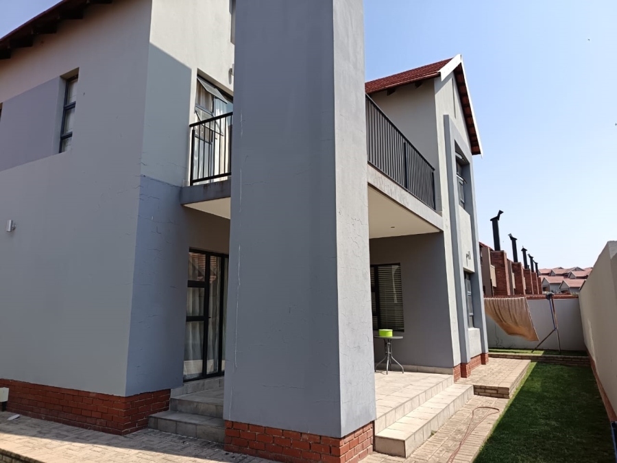 3 Bedroom Property for Sale in Wild Olive Estate Free State